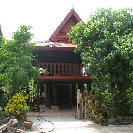 Teak House Chiang Mai Ξενοδοχείο Εξωτερικό φωτογραφία