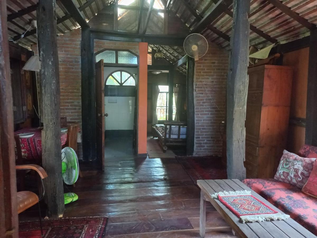 Teak House Chiang Mai Ξενοδοχείο Εξωτερικό φωτογραφία