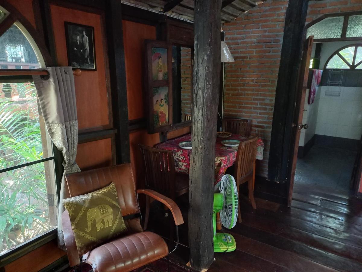 Teak House Chiang Mai Ξενοδοχείο Εξωτερικό φωτογραφία