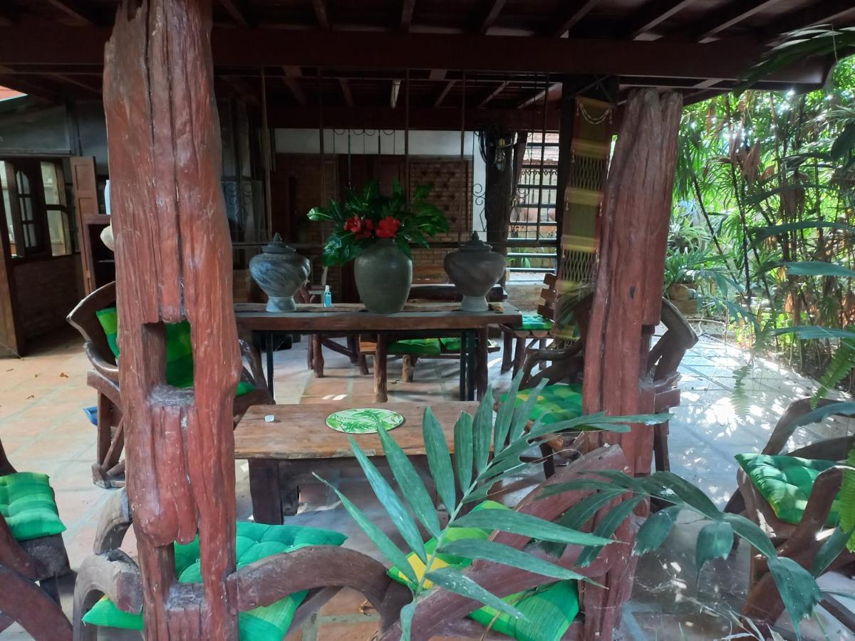 Teak House Chiang Mai Ξενοδοχείο Εξωτερικό φωτογραφία